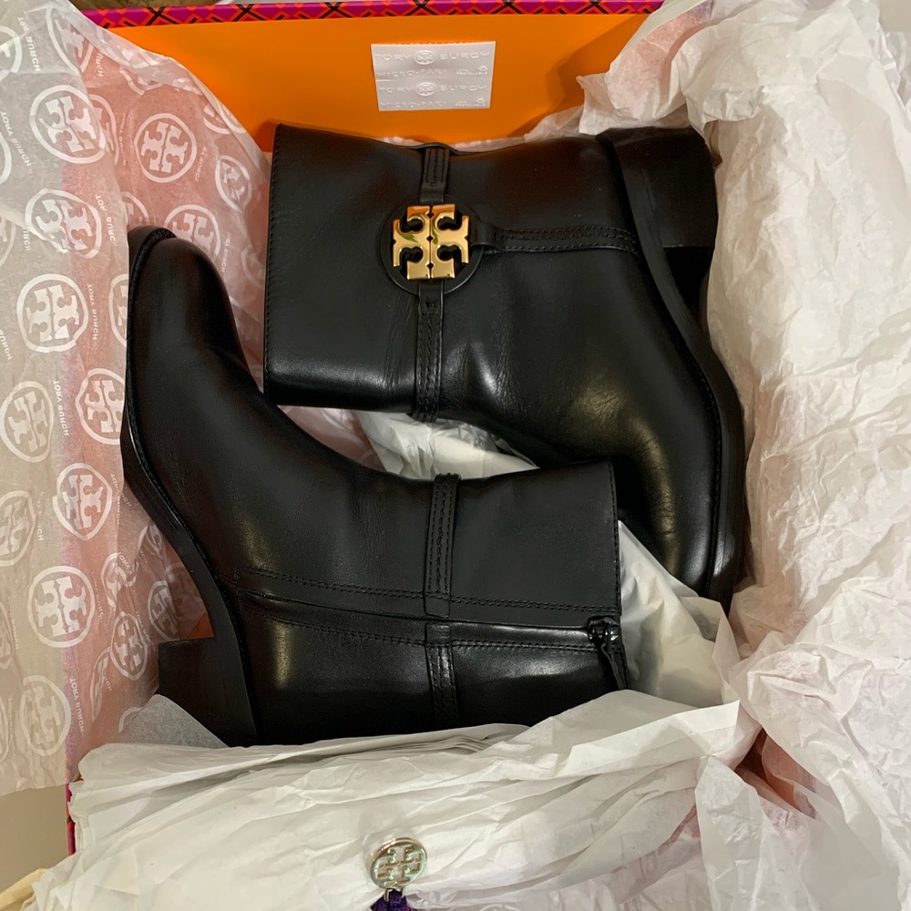 💕🥾 Like New TORY BURCH Miler 45mm Bootie 7M - Picture 6 of 7